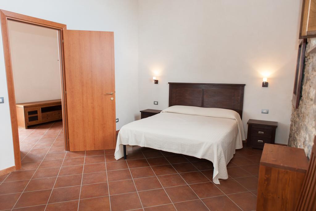 Agriturismo Case Tabarani Collesano Ngoại thất bức ảnh