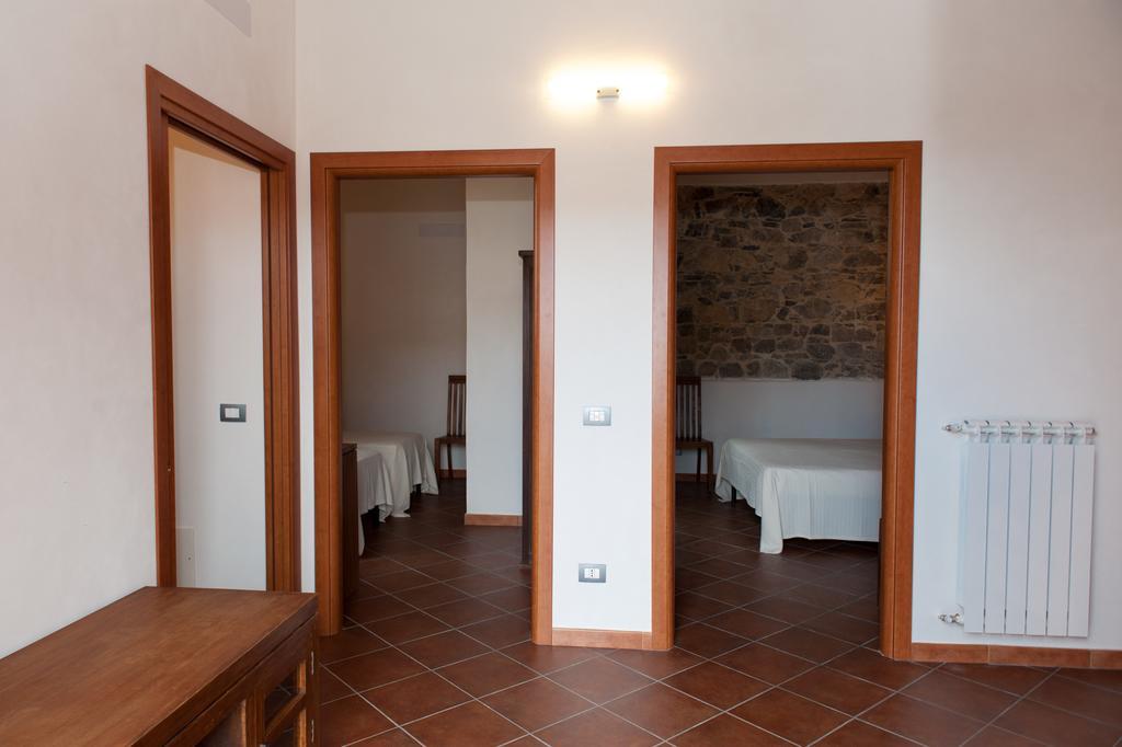 Agriturismo Case Tabarani Collesano Ngoại thất bức ảnh