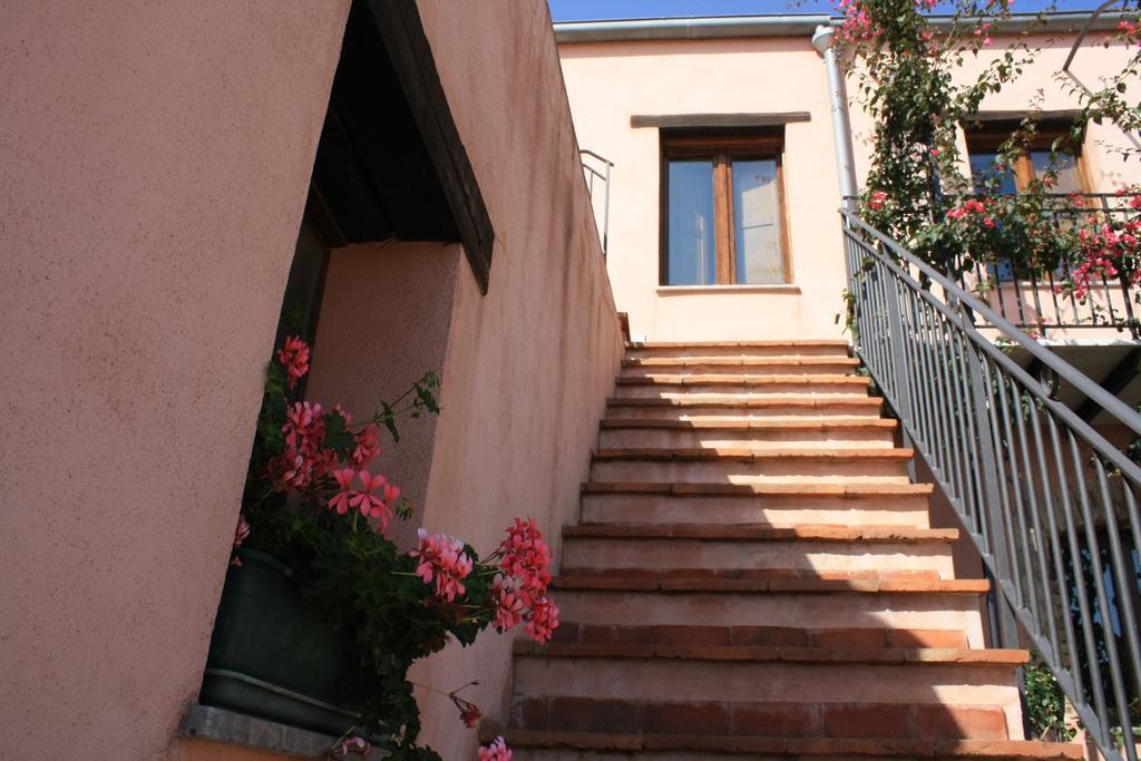 Agriturismo Case Tabarani Collesano Ngoại thất bức ảnh