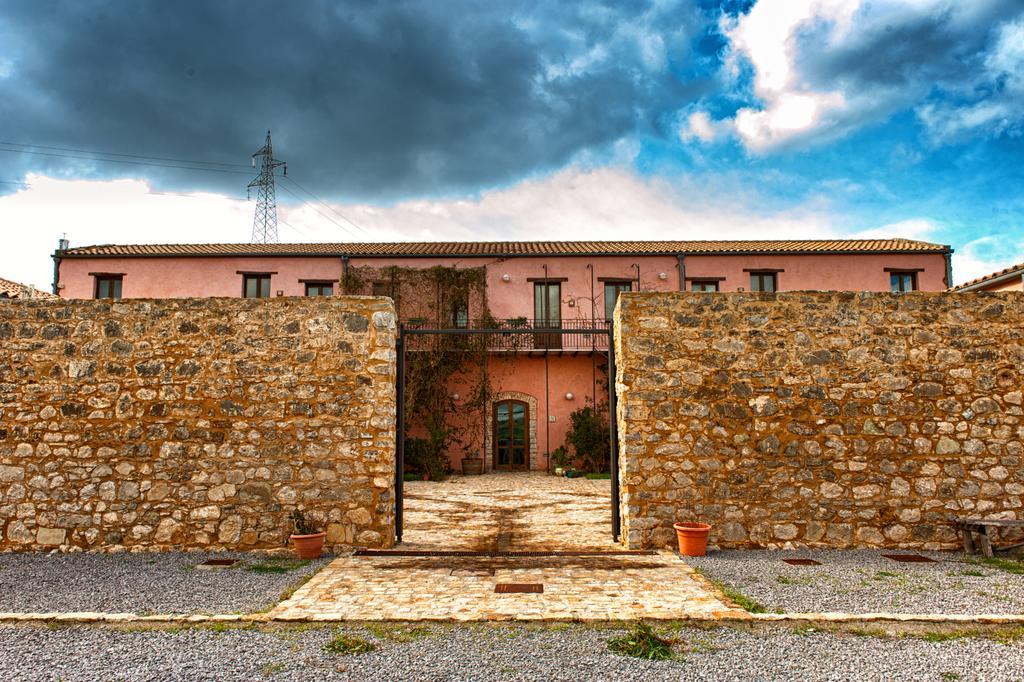 Agriturismo Case Tabarani Collesano Ngoại thất bức ảnh