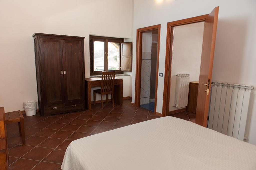 Agriturismo Case Tabarani Collesano Ngoại thất bức ảnh