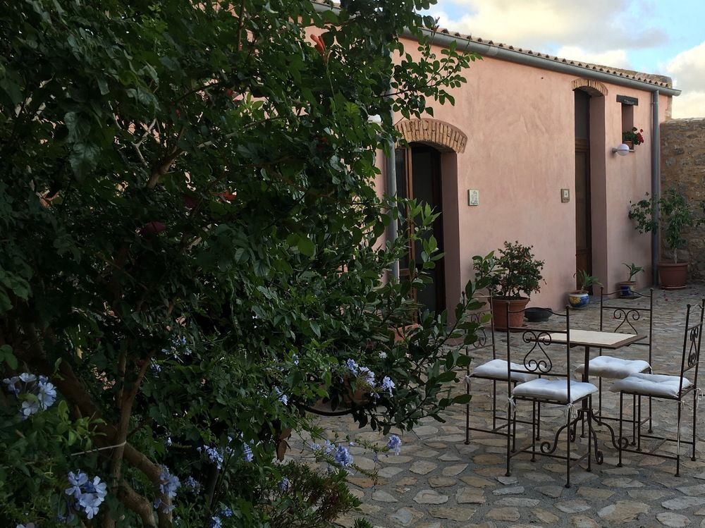 Agriturismo Case Tabarani Collesano Ngoại thất bức ảnh