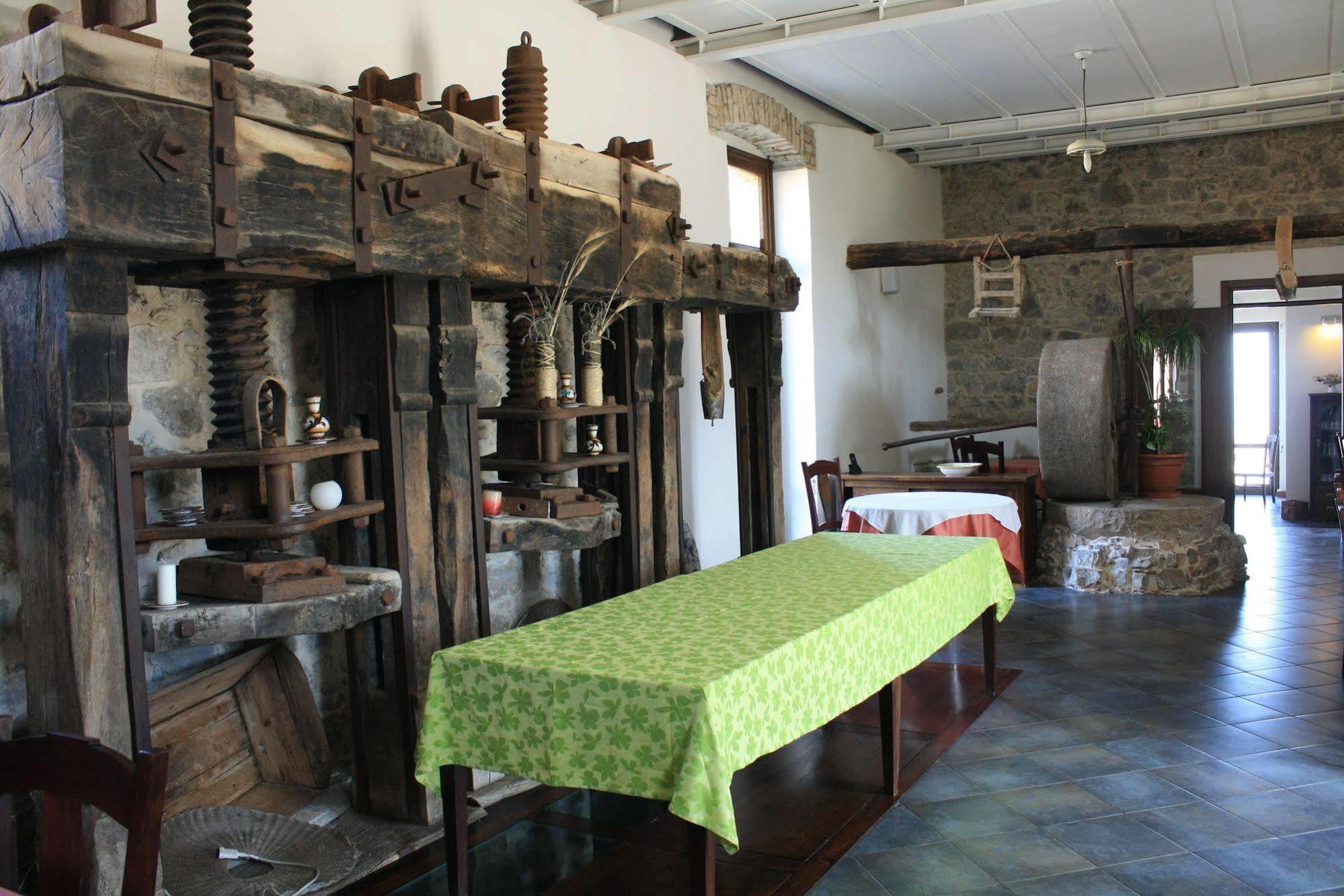 Agriturismo Case Tabarani Collesano Ngoại thất bức ảnh